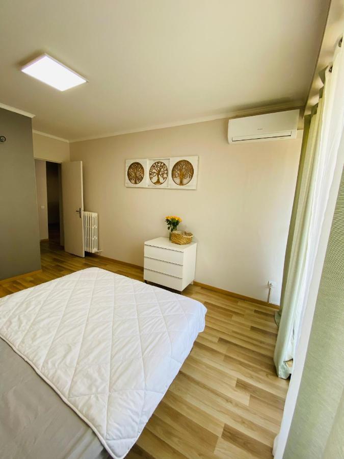 Magnifique Appartement 60M2 ,3 Pieces , Equipee,Tres Lumineux, 2 Minutes A Pied De La Plage Nice Buitenkant foto
